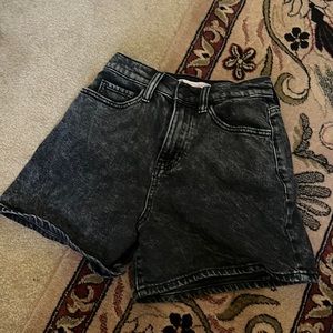 Kohl’s black jean shorts